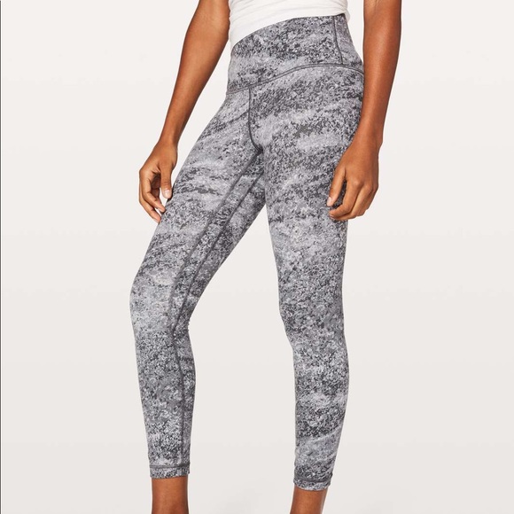 ISO Lululemon align ice grey leggings